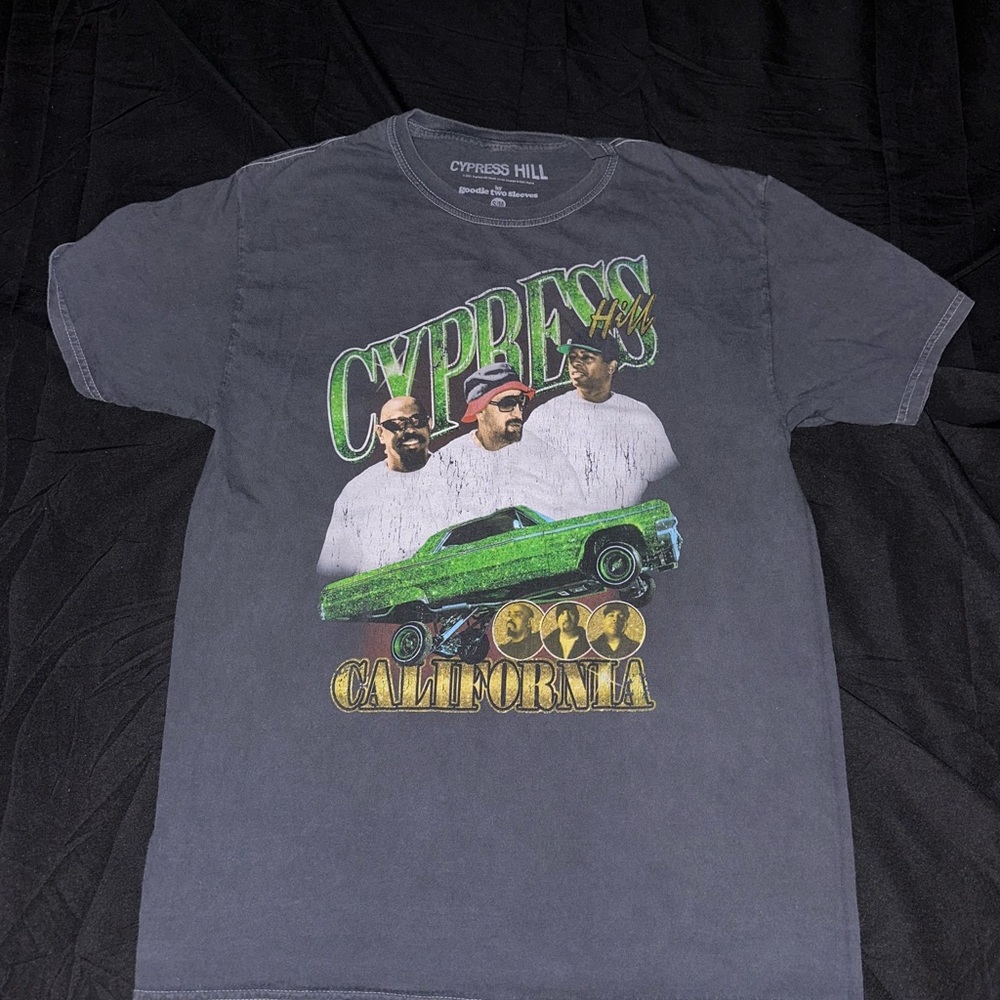 Graphic tees. Wishful thinking and Cypress Hill. Gently Used. Fit S-M